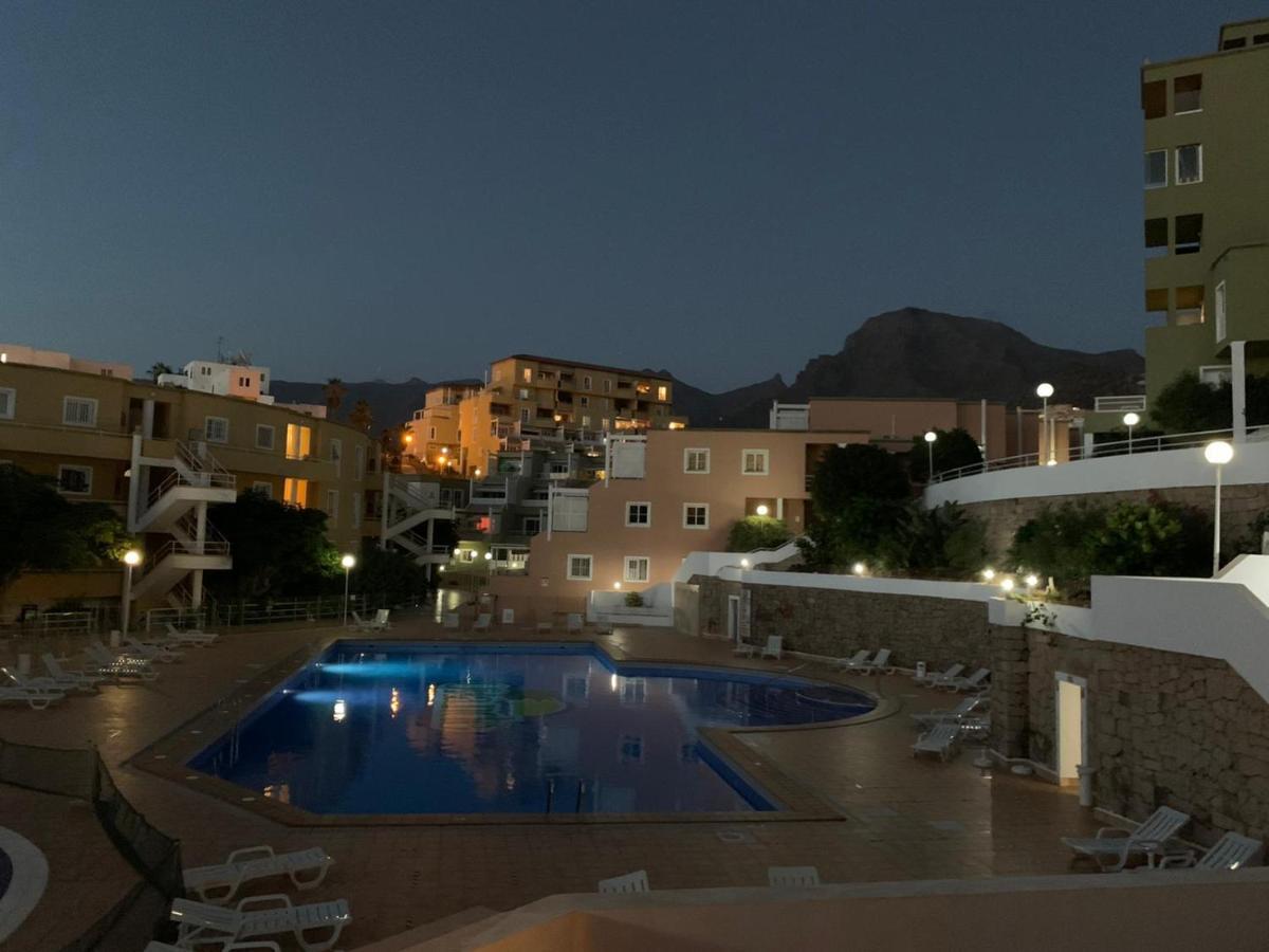 Apartamentos Orlando 85 Costa Adeje  ภายนอก รูปภาพ